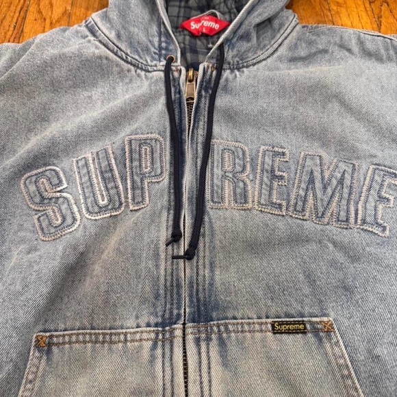 Supreme Light Blue Denim Jacket - Picture 2 of 3